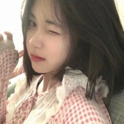 偷听穿越女心声后，王妃连夜改剧本